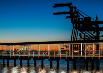 ECI: Ζητά απαγόρευση διαφημίσεων για τα ορυκτά καύσιμα