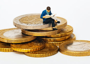 Ε. Επιτροπή: 6-8 Ιουλίου η 3η Σχολή Βιώσιμης Χρηματοδότησης