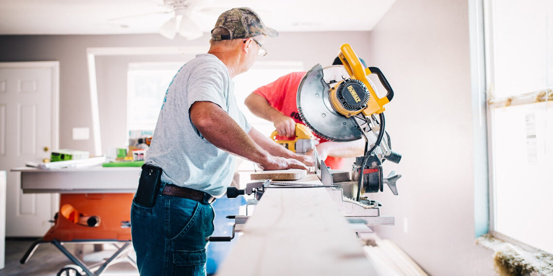 Εurostat: Η εκπαίδευση και η απασχόληση στην ηλικία άνω των 55 ετών