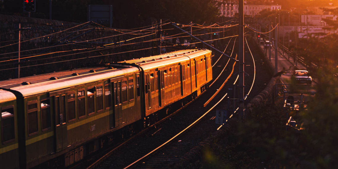 Ευρωκοινοβούλιο: 30 δισ. ευρώ για τους τομείς των μεταφορών