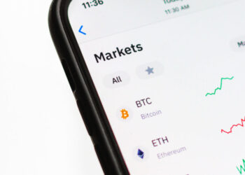 ΕΚΤ: Ένα βήμα πιο κοντά στη ψηφιακή έκδοση του ευρώ