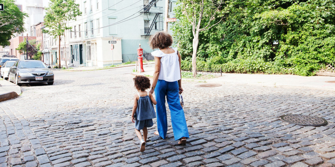 Eurostat: Χαμηλότερο το ποσοστό απασχόλησης των γυναικών με παιδιά