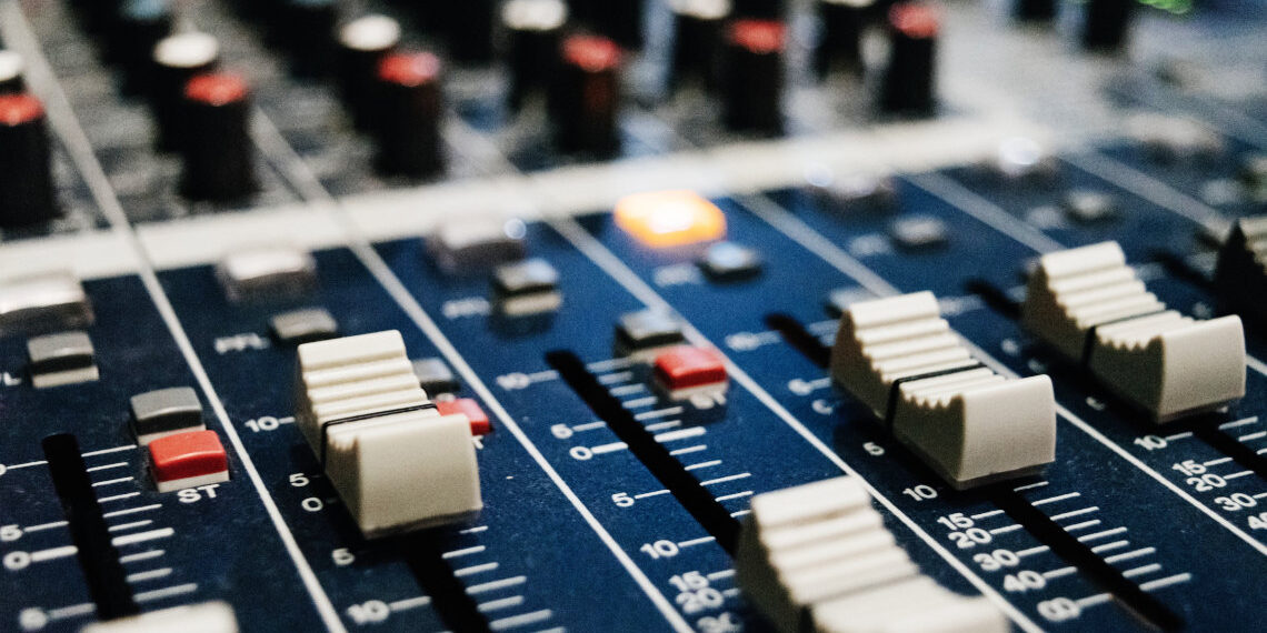 Ε.Ε.: Χρηματοδότηση 12 εκατ. για την υποστήριξη των Μέσων Μαζικής Επικοινωνίας