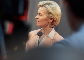 φον ντερ Λάιεν: Ο Πρόεδρος Πούτιν ξαναφέρνει τον πόλεμο στην Ευρώπη