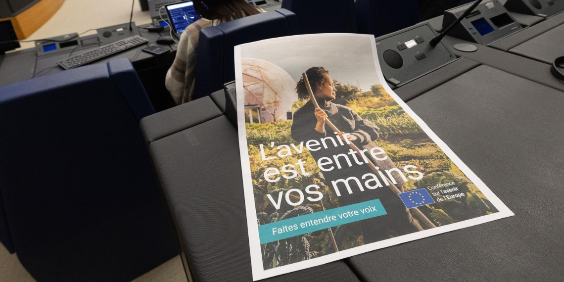 CoFoE – Δουβλίνο: Οι πολίτες συζητούν για Οικονομία – Νεολαία και Ψηφιακό μετασχηματισμό