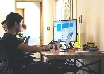 Σου αρέσει να σχεδιάζεις Αpp; Τότε λάβε μέρος στον διαγωνισμό EU Datathon!!