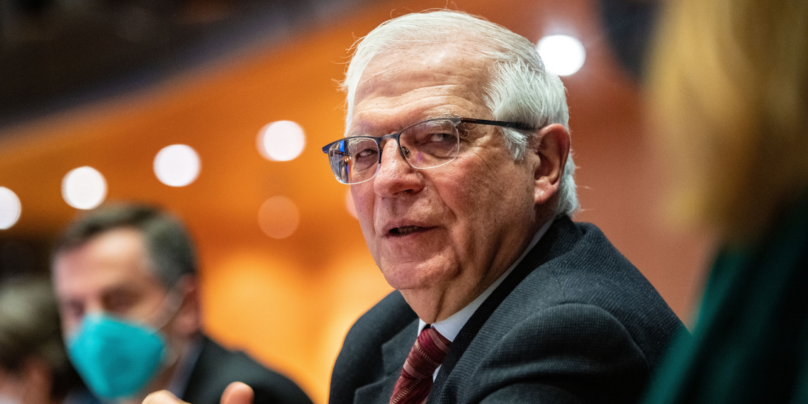 Borrell: Επικροτούμε το θάρρος των Ρώσων που δημόσια αντιτάσσονται στον πόλεμο του Πούτιν