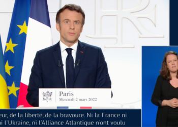 Μακρόν: Αυτός ο πόλεμος δεν είναι αγώνας ενάντια στον ναζισμό…