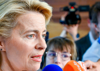 ΕΕ – Ουκρανία: Φρικαλεότητα εις βάρος παιδιών ο βομβαρδισμός του Μαιευτηρίου