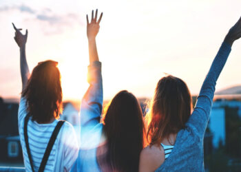 Youthvoices.eu: Το νέο εργαλείο της ΕΕ για να ακουστεί η φωνή των νέων ανθρώπων