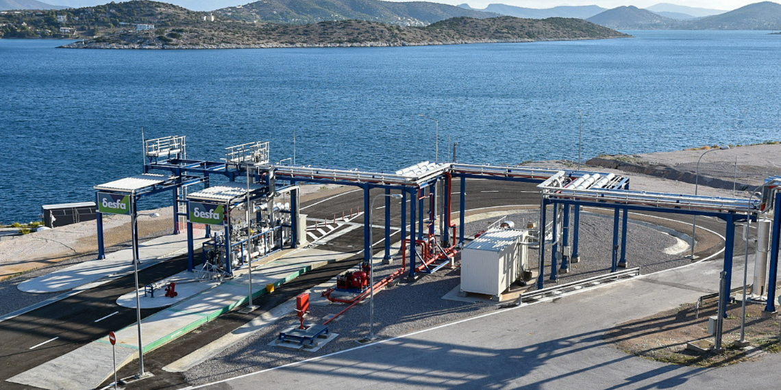 Ρεβυθούσα: Εγκαινιάστηκε ο νέος σταθμός Φόρτωσης Φορτηγών Υγροποιημένου Φυσικού Αερίου