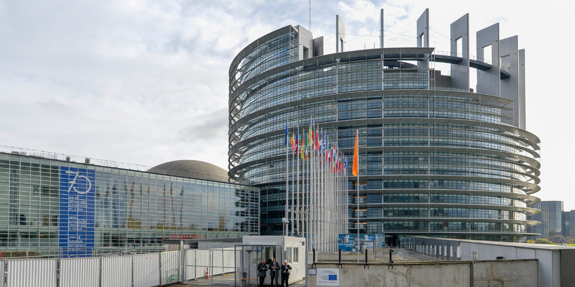 Το Eυρωκοινοβούλιο κινεί μεταρρυθμίσεις για διαφάνεια και λογοδοσία