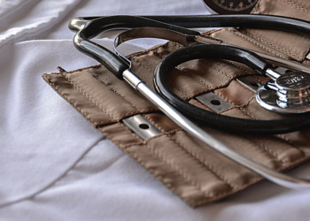 Ταξίδι στην ΕΕ & σε 5 άλλες χώρες με πρόσβαση στην Υγεία με τους ίδιους όρους όπως και στην χώρα σας