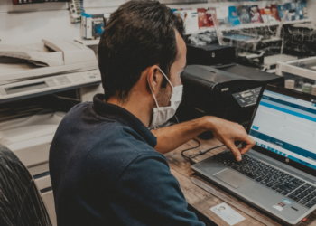 ΕΣΠΑ: Τετράμηνη παράταση στο πρόγραμμα κοινωφελούς εργασίας