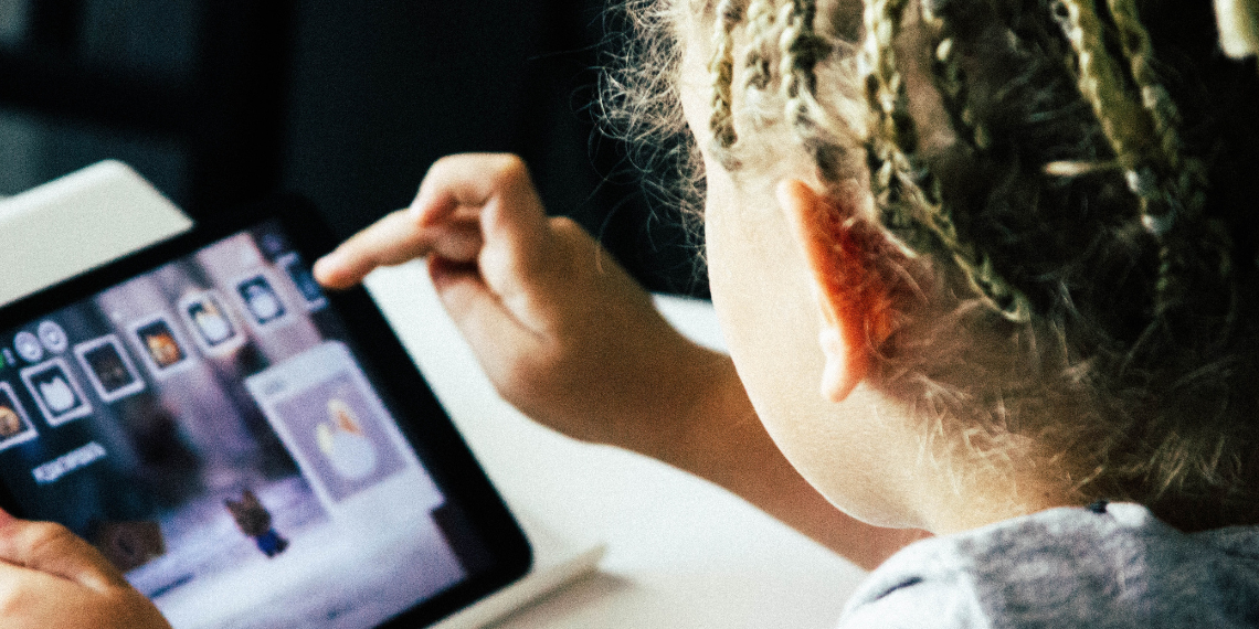 #LaptopsforUkraine: Ας κρατήσουμε την Ουκρανία online! Στείλε και εσύ ένα tablet ή ένα smartphone