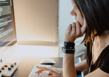 SELFIE for TEACHERS: Ένα διαδικτυακό εργαλείο για τους εκπαιδευτικούς στις ψηφιακές τεχνολογίες