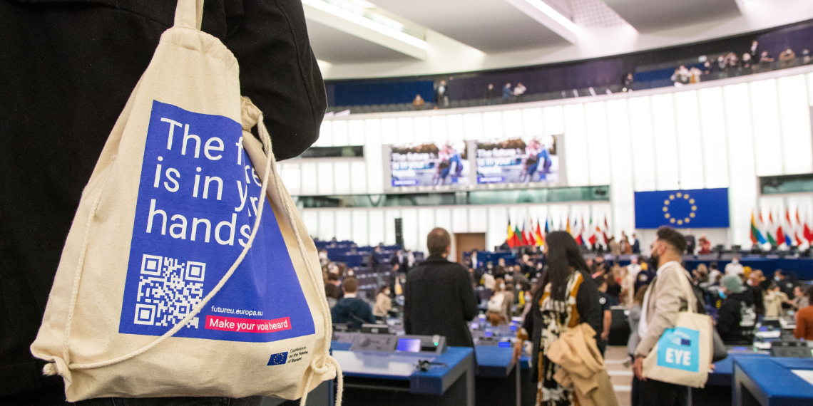 Πρακτική άσκηση στην ΕΕ: Μέχρι 31 Ιανουαρίου οι αιτήσεις συμμετοχής