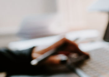 Digital Services Act: Μάθε πως το DSA σε προστατεύσει από κάθε διαδικτυακή παρενόχληση