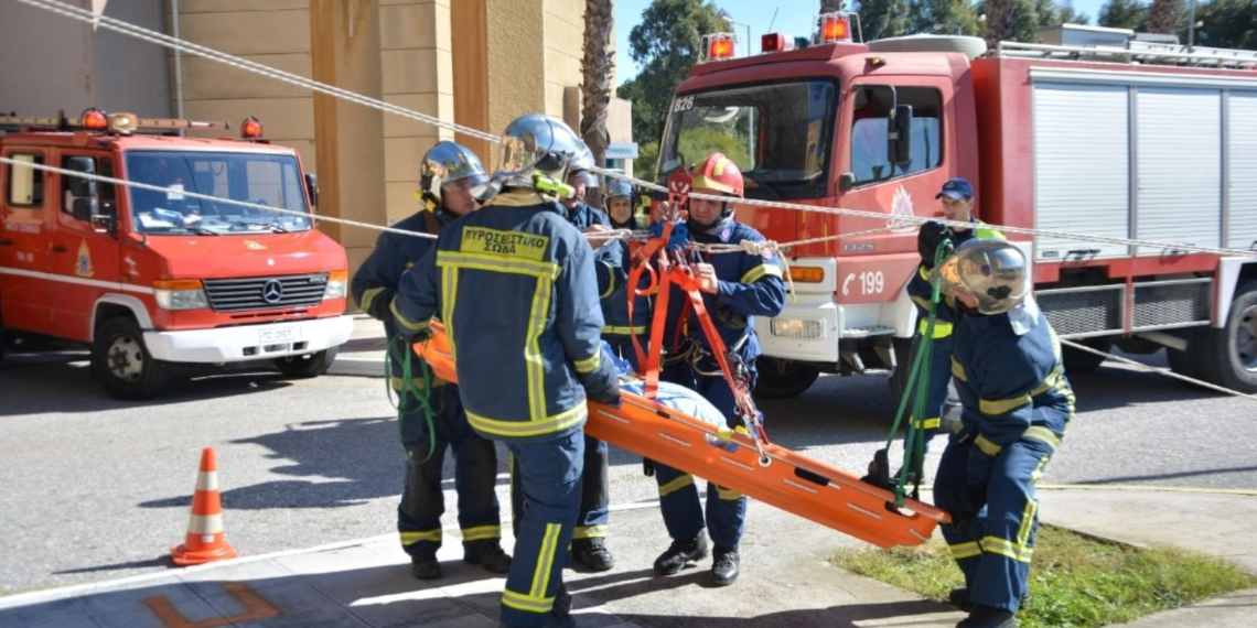 #EndGenderStereotypes… Τι σου έρχεται στον νου όταν βλέπεις μια πυροσβέστρια;