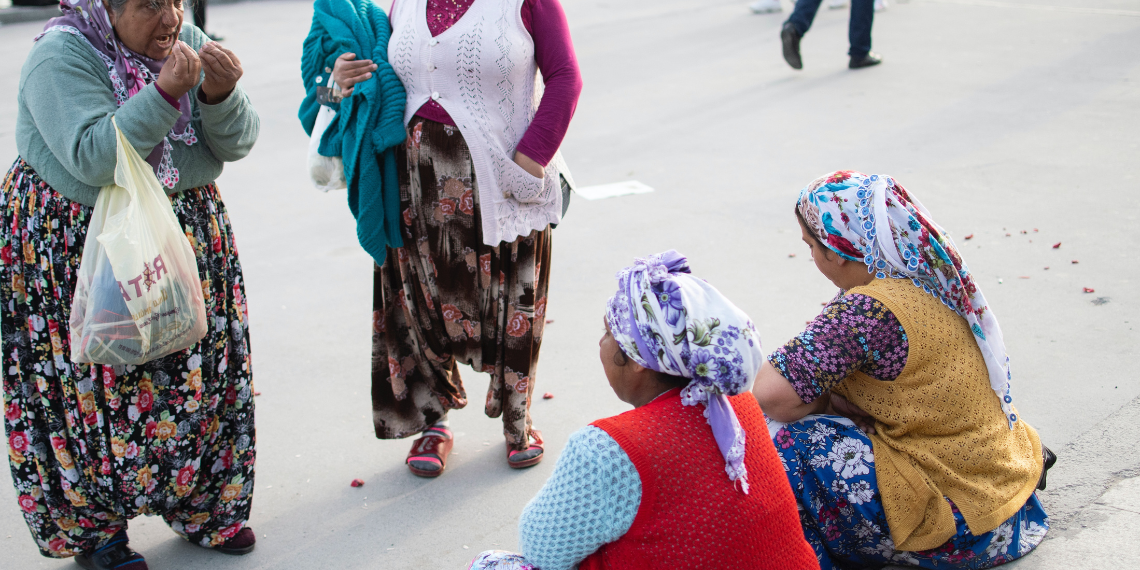 12 εκατομμύρια Ρομά ζουν ευρήτερα στην Ευρώπη – εκ των οποίων τα 6 εκατ. στα κράτη μέλη-