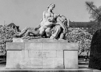 8-9 Μαΐου: Ώρα Μνήμης & Συμφιλίωσης για όσους έχασαν τη ζωή τους στο Β’ Παγκόσμιο Πόλεμο