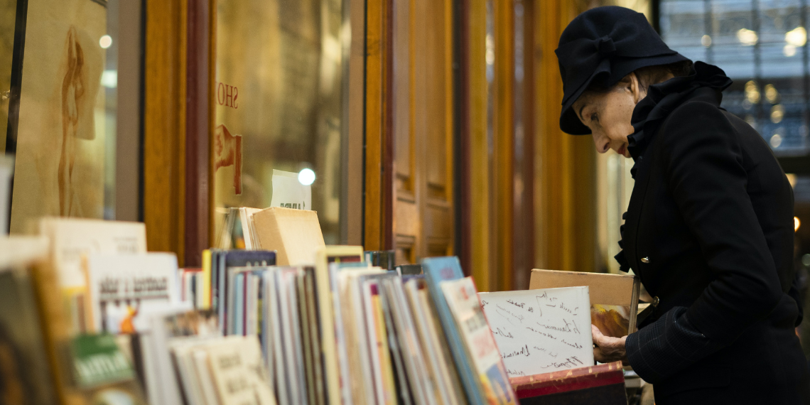 Οι γυναίκες της ΕΕ κατέχουν το 32,7% των εδρών στα εθνικά κοινοβούλια