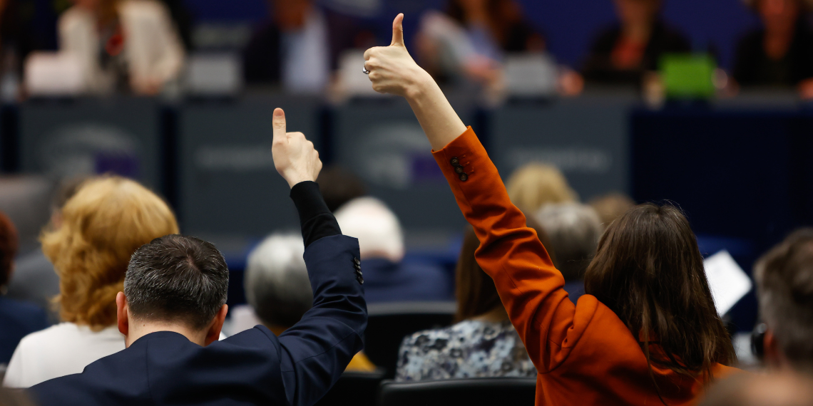 Το Ευρωκοινοβούλιο προτείνει να αυξηθεί ο αριθμός των βουλευτών του από 705 σε 716