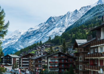 Ελβετικές Άλπεις: Ρεκόρ εβδομηκονταετίας οι υψηλές θερμοκρασίες… Χάνουν τη χειμερινή τους παγοκάλυψη