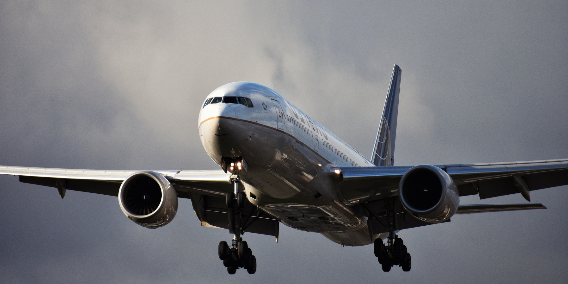 Το 70% των καυσίμων στα αεροπλάνα της ΕΕ θα πρέπει -έως το 2050- να είναι «πράσινα»