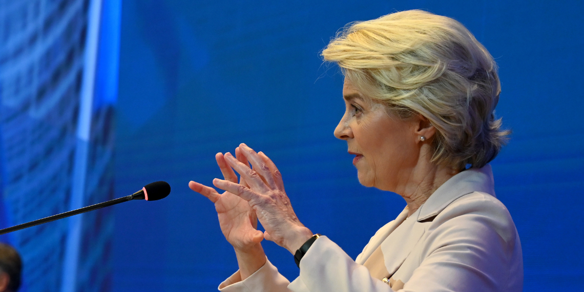 «Ισχυρότερη συνεργασία μέσω βιώσιμων επενδύσεων»: Η Πρόεδρος φον ντερ Λάιεν εγκαινιάζει το Φόρουμ Global Gateway