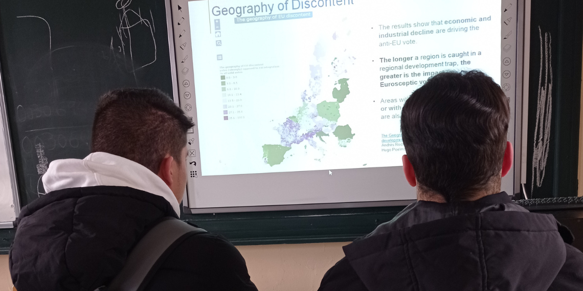Europe Direct Δ. Πειραιά & Europe Direct Αττικής – Δίκτυο ΠΡΑΞΗ στο 2ο ΕΠΑΛ της Σιβιτανιδείου