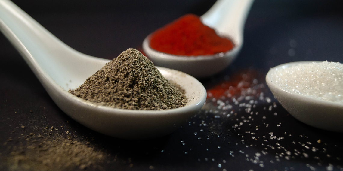 Τζίντζερ & πάπρικα οι πρωταθλητές των εισαγόμενων μπαχαρικών στην ΕΕ!