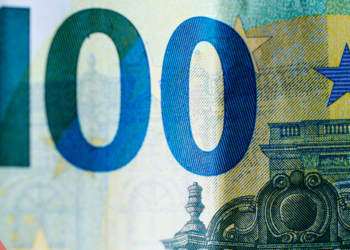 Φορολογικός συντελεστής 15% για τις πολυεθνικές που δραστηριοποιούνται στην ΕΕ