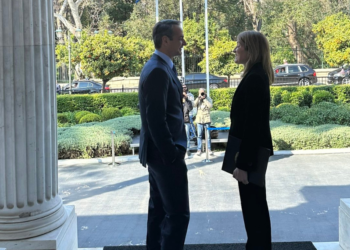 Ρομπέρτα Μέτσολα: Σημαντικά τα βήματα της Ελλάδας για τη διαφάνεια και την ισότητα