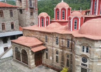 Mε πόρους του Ταμείου Ανάκαμψης το έργο διαχείρισης αστικών λυμάτων στο Άγιο Όρος