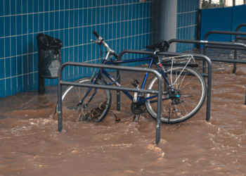 36 κλιματικοί κίνδυνοι απειλούν την Ευρώπη… 8 από αυτούς είναι ιδιαίτερα επείγοντες