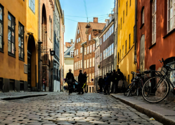 Βρες την επόμενη δουλειά σου στη Δανία… Υπάρχουν νέες ανοικτές θέσεις εργασίας