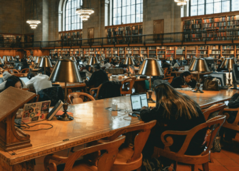 Θέλεις να σπουδάσεις σε άλλη χώρα κράτος μέλος της ΕΕ; Τότε ξεκίνα από αυτό το άρθρο…