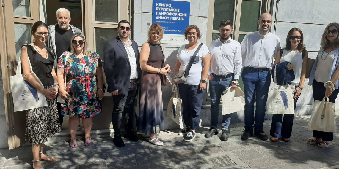 Επίσκεψη στο Europe Direct Piraeus Δικαστικών από τη Ρουμανία