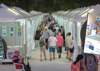 Το Europe Direct Δήμου Πειραιά στο 52ο Φεστιβάλ Βιβλίου στο Πεδίον του Άρεως