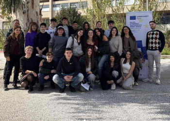 Europe Direct Piraeus: Διασχολική δράση κατά του εκφοβισμού στο 3ο Πειραματικό Λύκειο Πειραιά